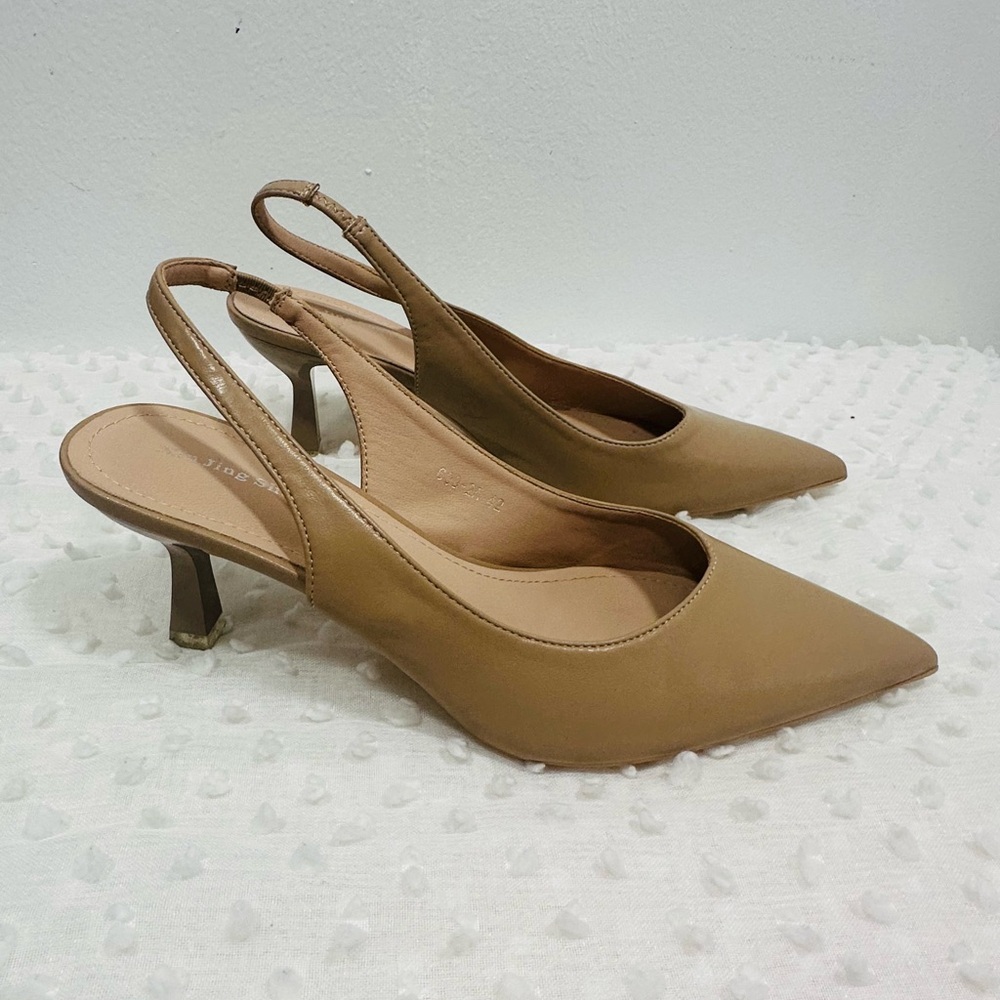 Elegant Tan Slingback Heels